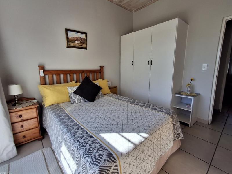 4 Bedroom Property for Sale in Golden Mile Western Cape